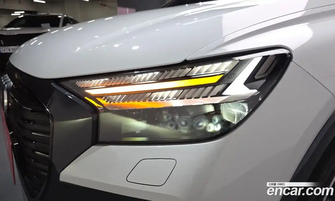 Audi Q4 e-tron 2023 0.2 автомат (гидро), фото 8