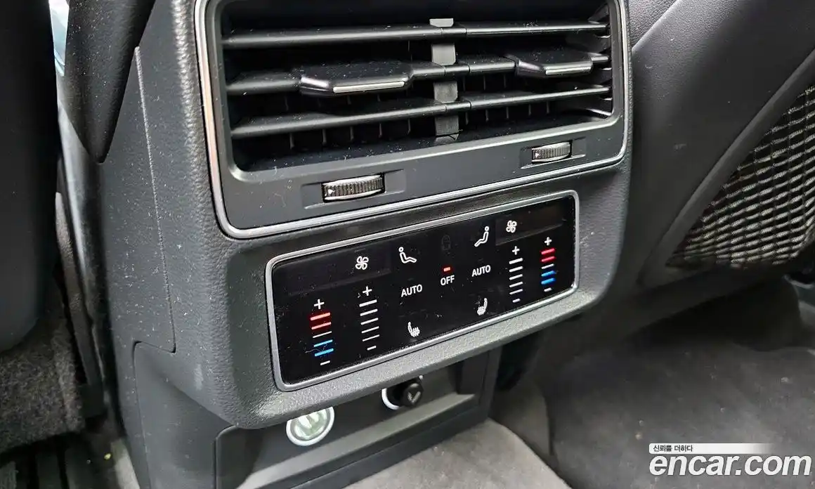 Audi Q7 2020 3.0 автомат (гидро), фото 31