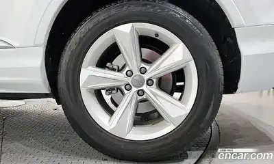 Audi Q7 2020 3.0 автомат (гидро), миниатюра 7