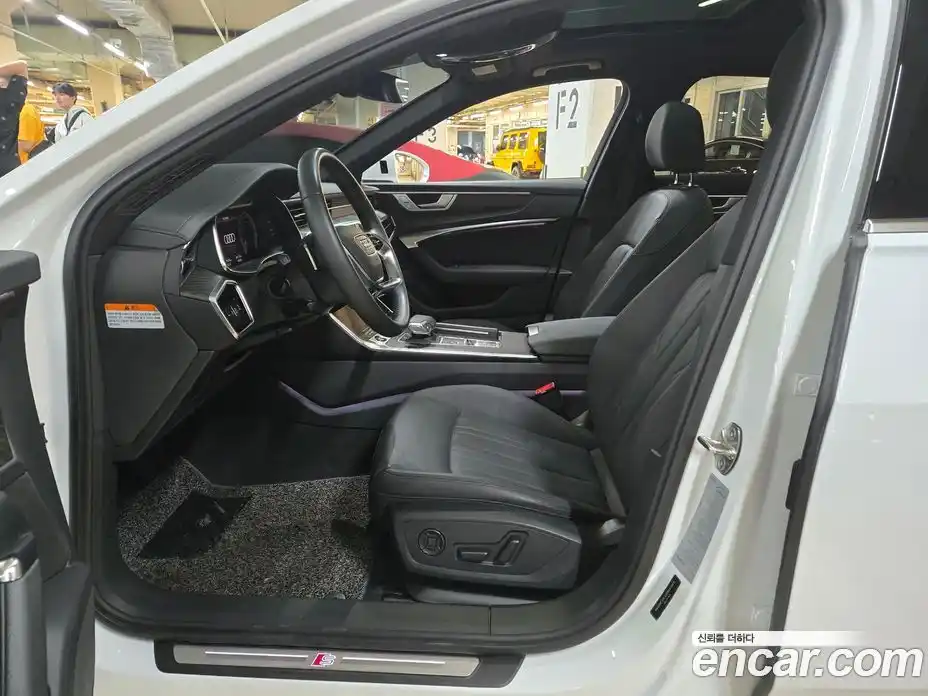 Audi A6 2022 2.0 автомат (гидро), фото 12
