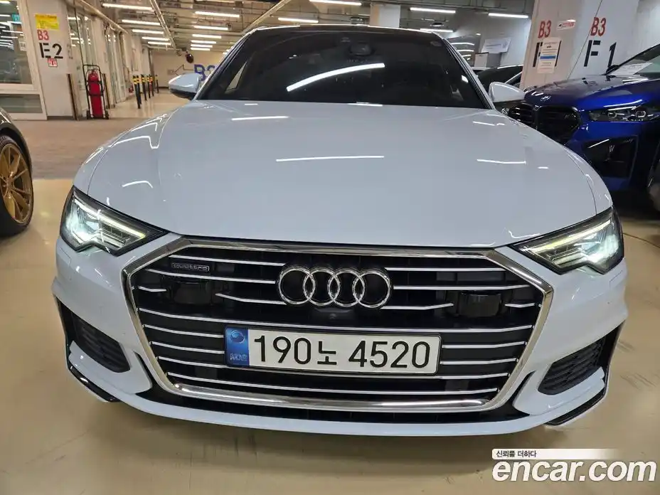 Audi A6 2022 2.0 автомат (гидро), фото 17