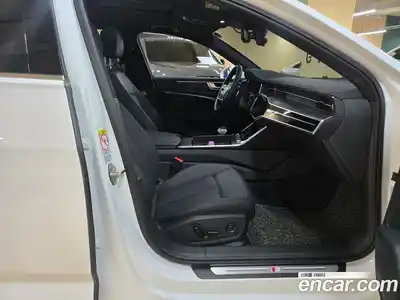 Audi A6 2022 2.0 автомат (гидро), миниатюра 3