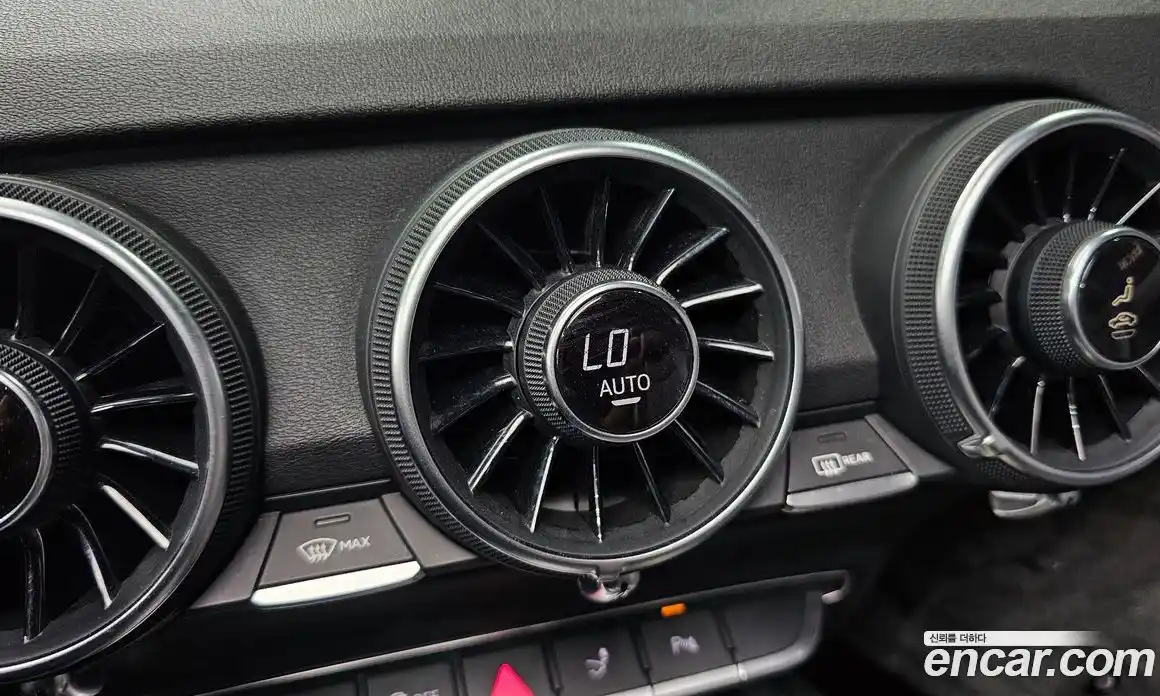 Audi TT 2015 2.0 автомат (гидро), фото 16