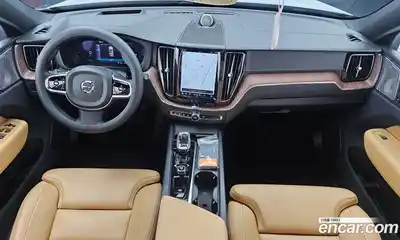 Volvo XC60 2023 2.0 автомат (гидро), миниатюра 10