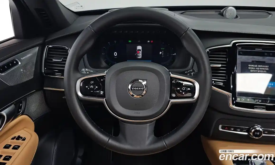 Volvo XC90 2024 2.0 автомат (гидро), фото 18
