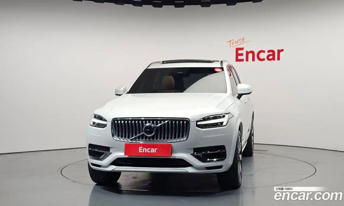 Volvo XC90 2024 2.0 автомат (гидро), фото 3