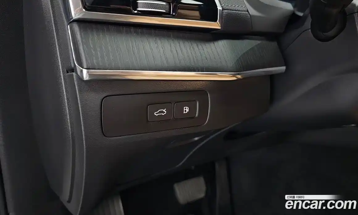 Volvo XC90 2024 2.0 автомат (гидро), фото 31