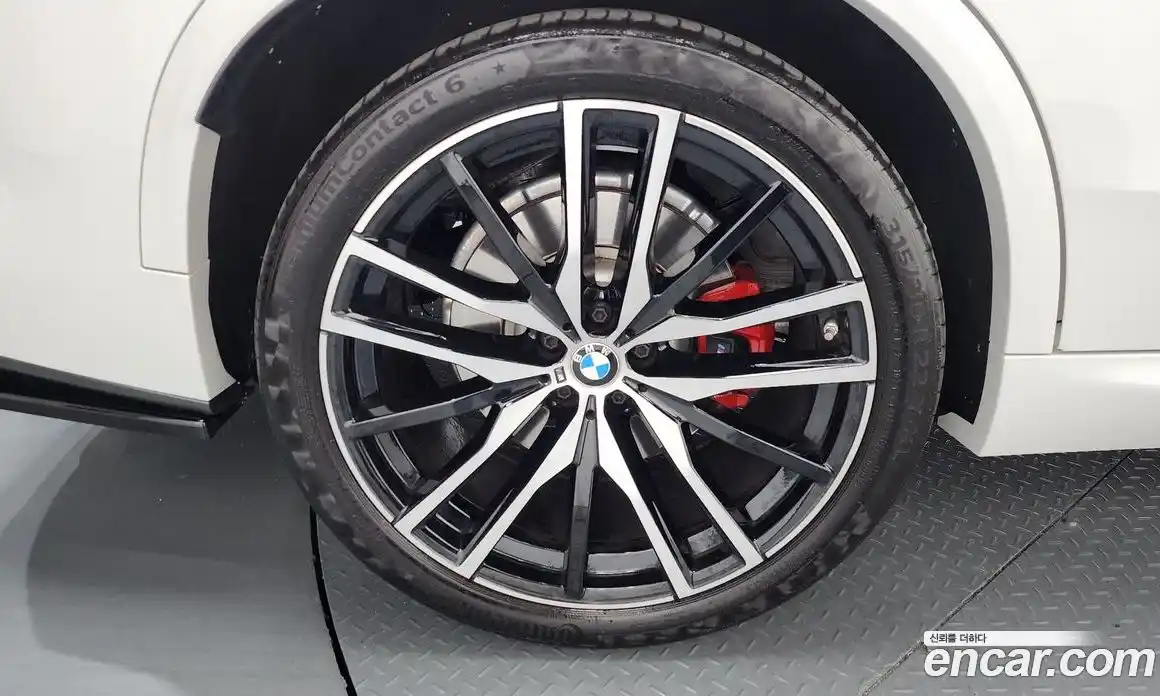 BMW X5 2022 4.4 автомат (гидро), фото 5