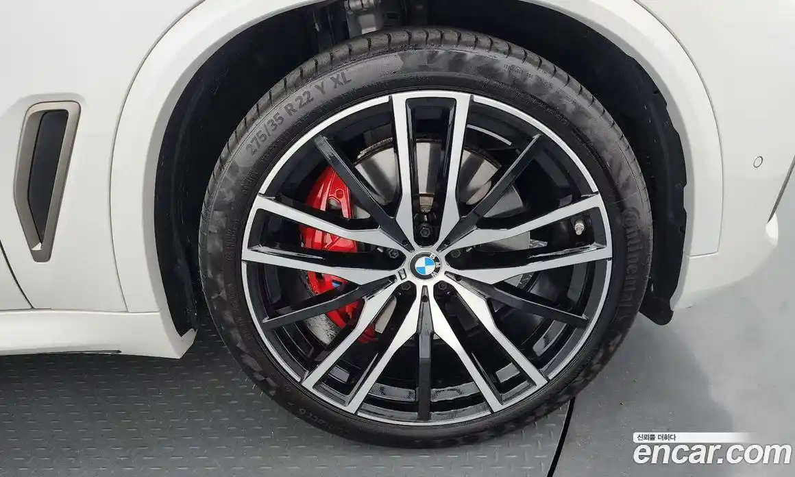 BMW X5 2022 4.4 автомат (гидро), фото 7