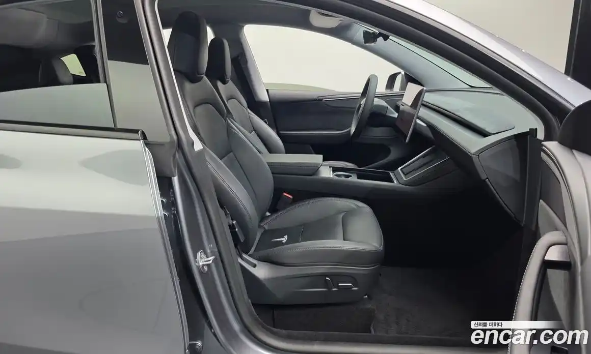 Tesla Model Y 2025 0.2 гидро, фото 15