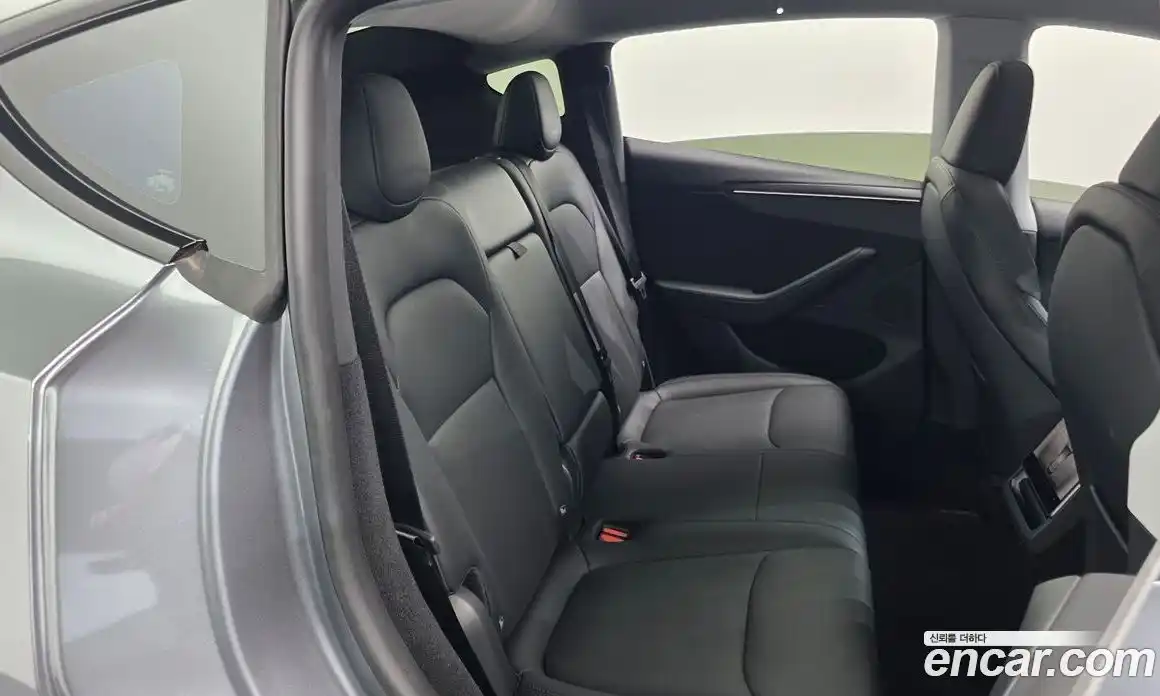 Tesla Model Y 2025 0.2 гидро, фото 16