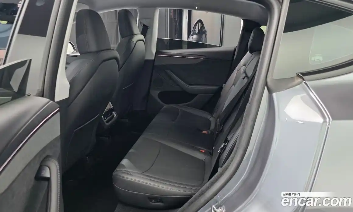 Tesla Model Y 2025 0.2 гидро, фото 17