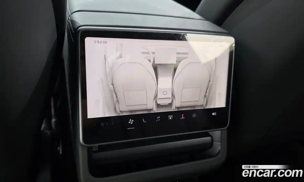 Tesla Model Y 2025 0.2 гидро, фото 33
