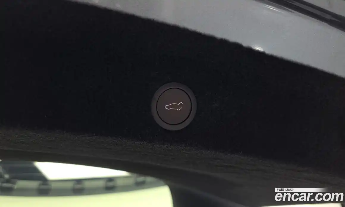 Tesla Model Y 2025 0.2 гидро, фото 35