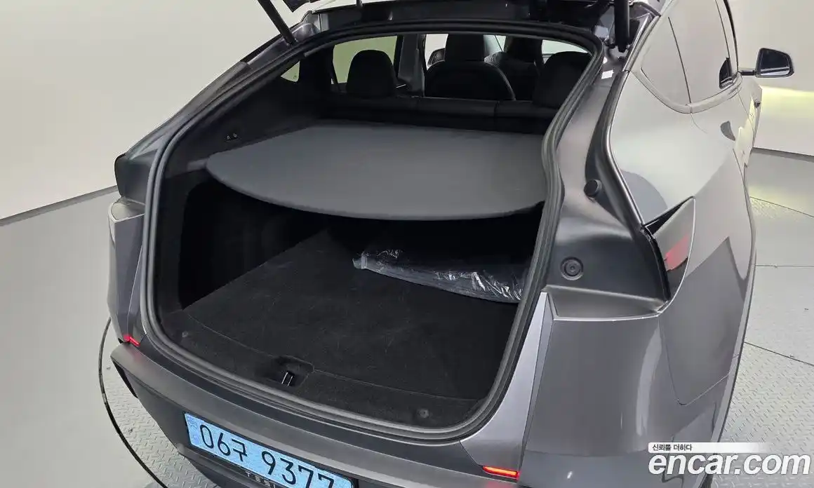 Tesla Model Y 2025 0.2 гидро, фото 36
