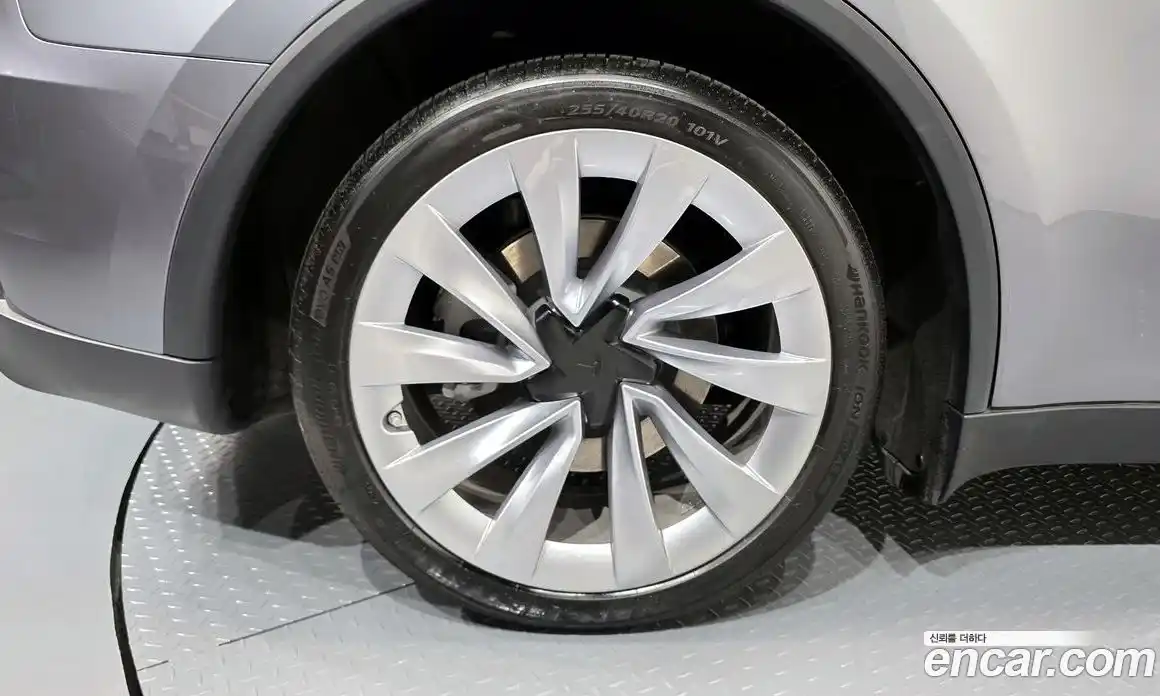 Tesla Model Y 2025 0.2 гидро, фото 4