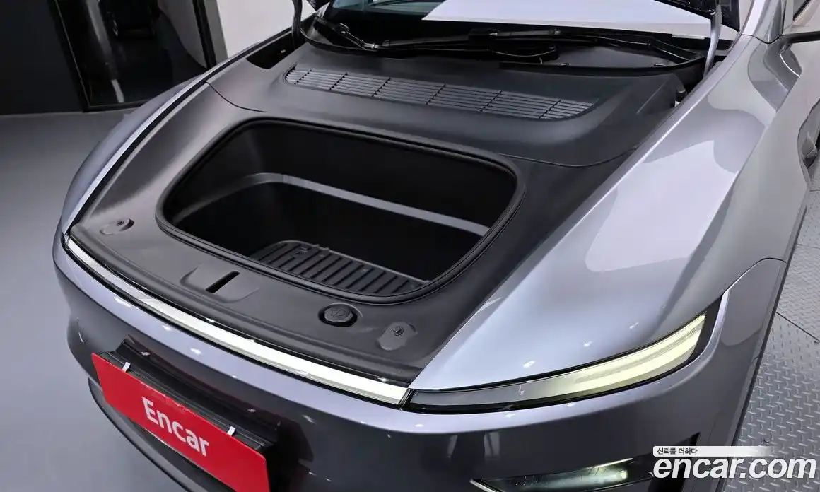 Tesla Model Y 2025 0.2 гидро, фото 5