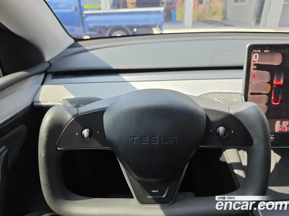 Tesla Model Y 2024 0.2 гидро, фото 15