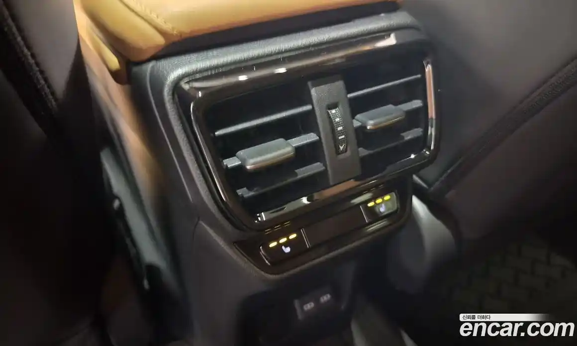 Lexus NX 2023 2.5 вариатор, фото 18