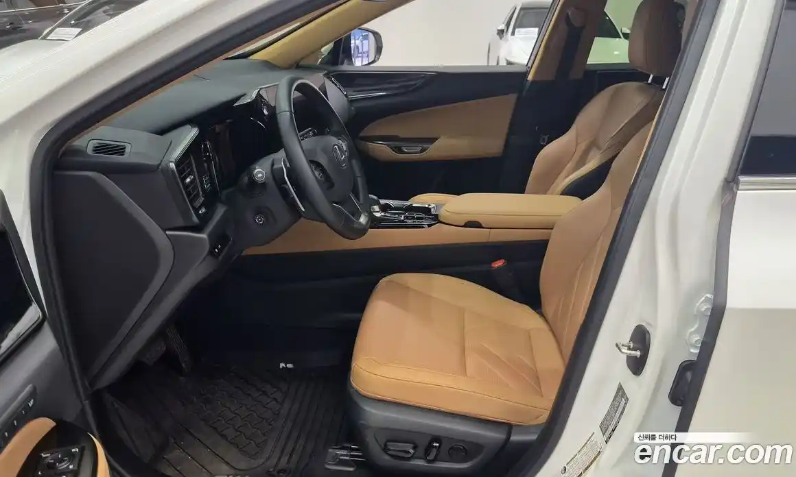 Lexus NX 2023 2.5 вариатор, фото 10