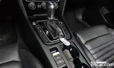 Volkswagen Passat 2018 2.0 автомат (гидро), миниатюра 12