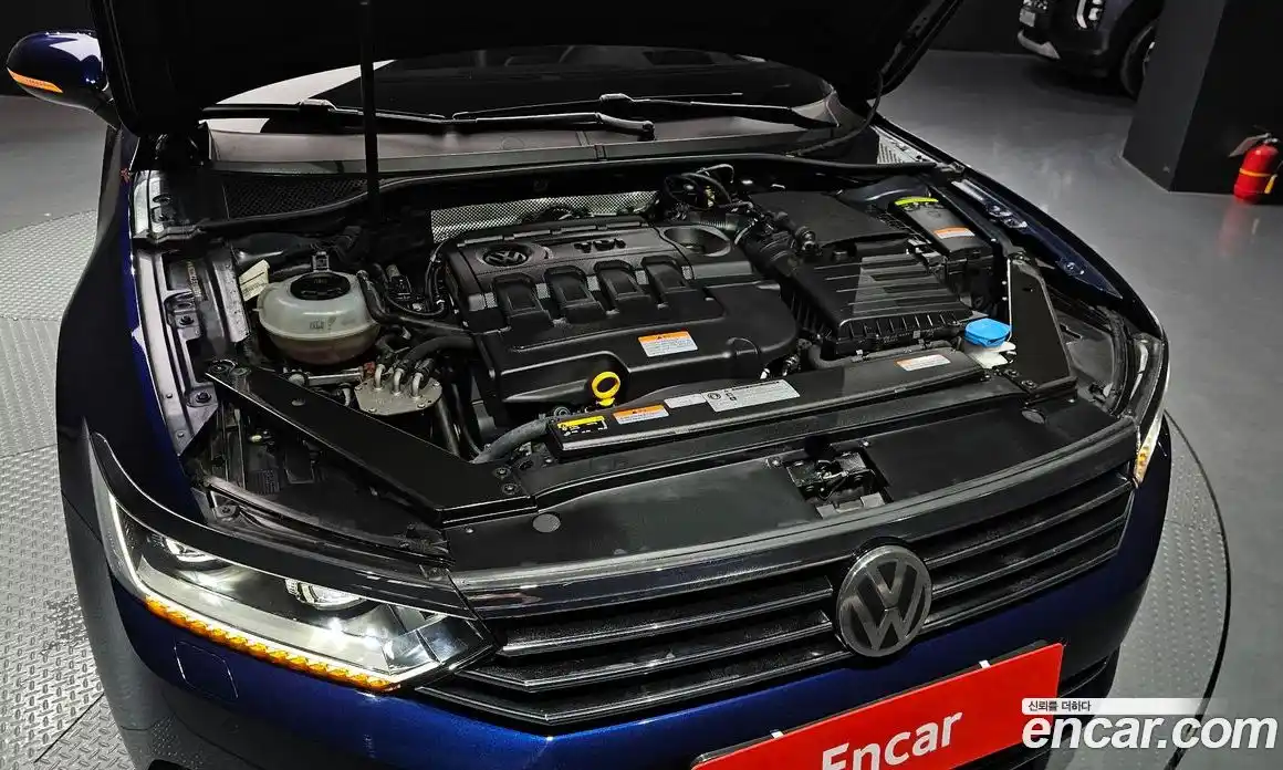 Volkswagen Passat 2018 2.0 автомат (гидро), фото 6