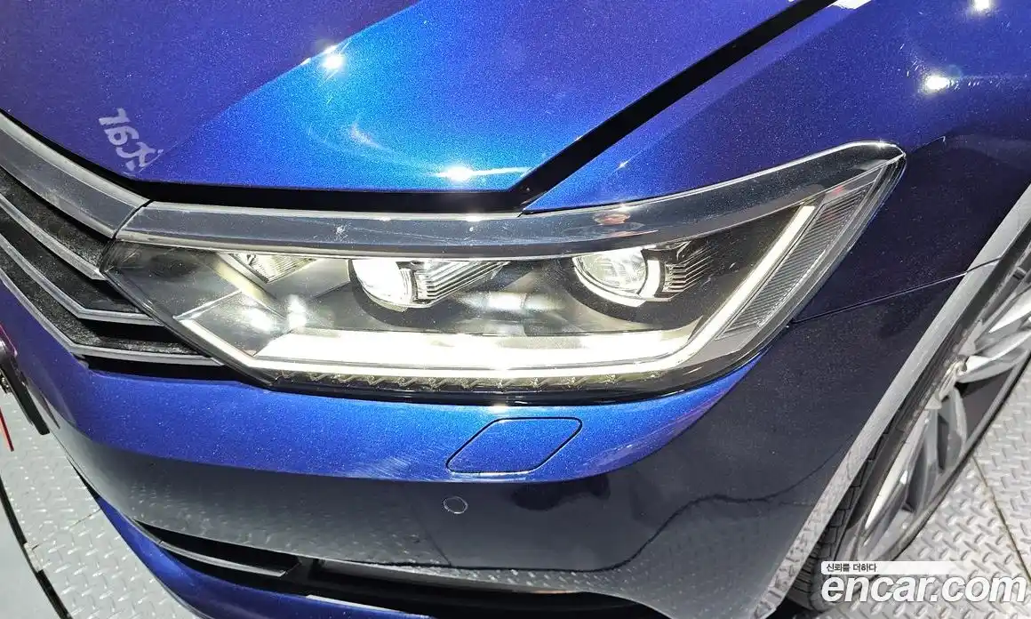 Volkswagen Passat 2018 2.0 автомат (гидро), фото 8