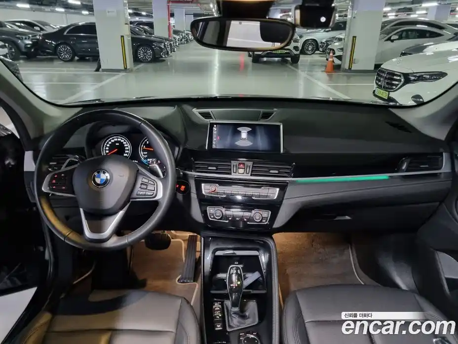 BMW X1 2022 2.0 автомат (гидро), фото 17