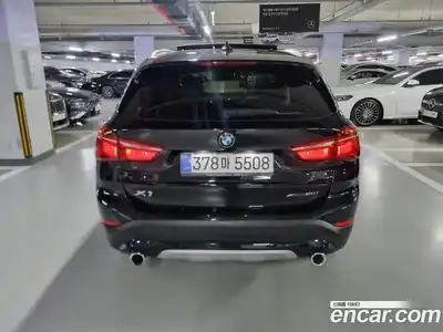 BMW X1 2022 2.0 автомат (гидро), миниатюра 4