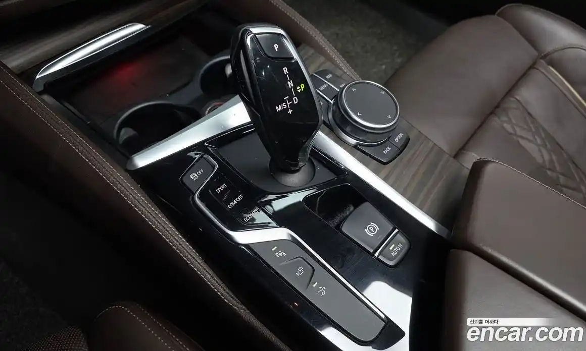 BMW 6 серия 2018 3.0 автомат (гидро), фото 12