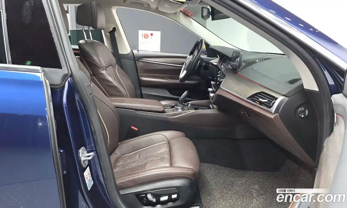 BMW 6 серия 2018 3.0 автомат (гидро), фото 17