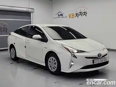 Toyota Prius 2017 1.8 гидро, миниатюра 2