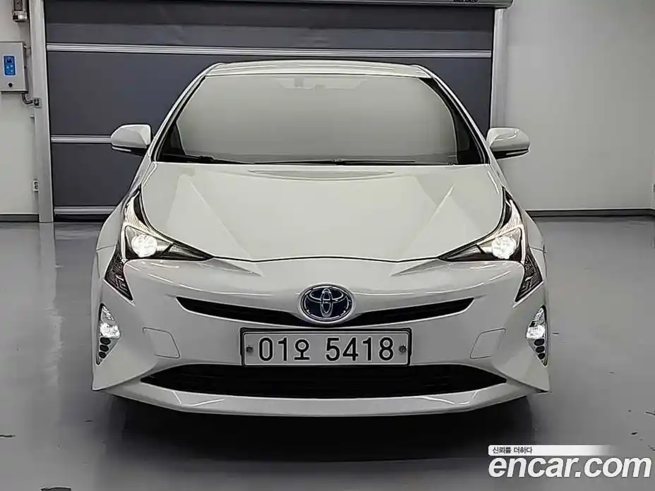 Toyota Prius 2017 1.8 гидро, фото 3