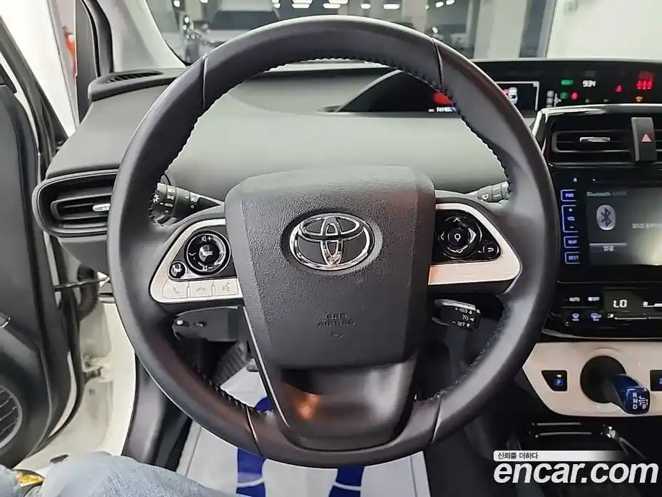Toyota Prius 2017 1.8 гидро, фото 9