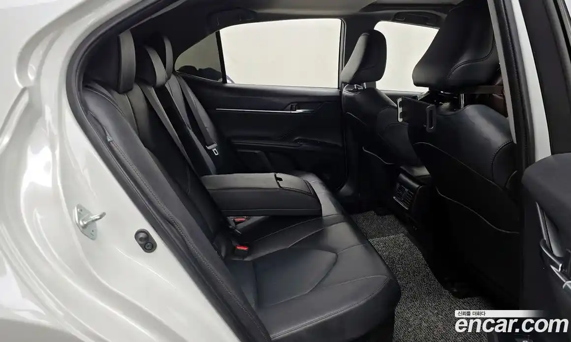 Toyota Camry 2019 2.5 гидро, фото 18