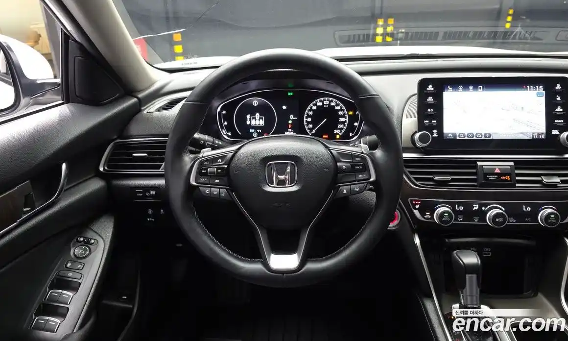 Honda Accord 2021 1.5 автомат (гидро), фото 19