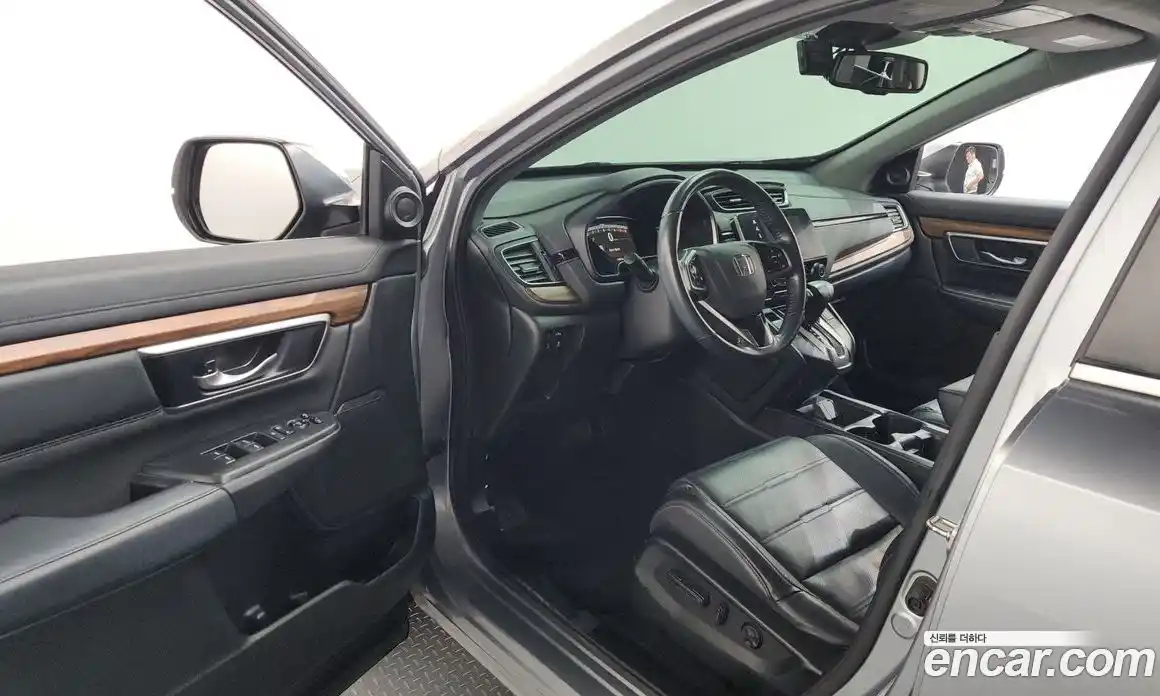 Honda CR-V 2019 1.5 автомат (гидро), фото 13