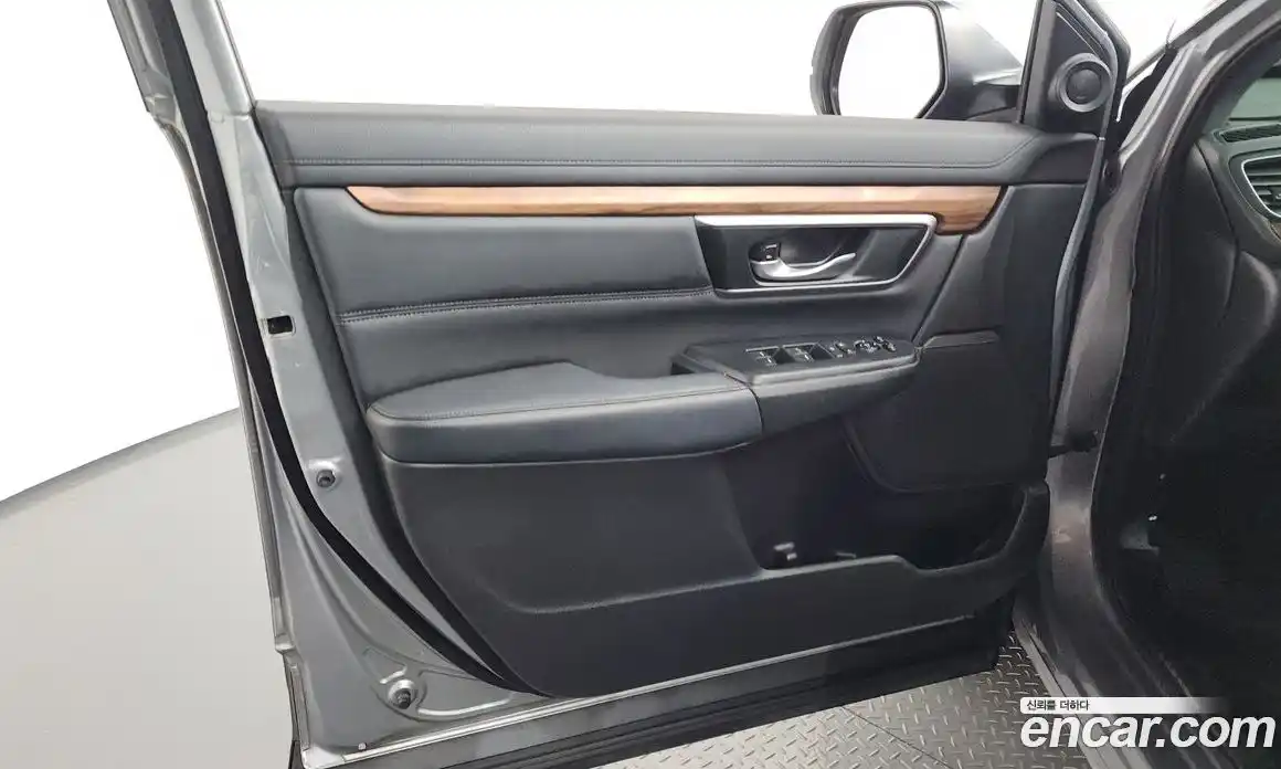 Honda CR-V 2019 1.5 автомат (гидро), фото 14