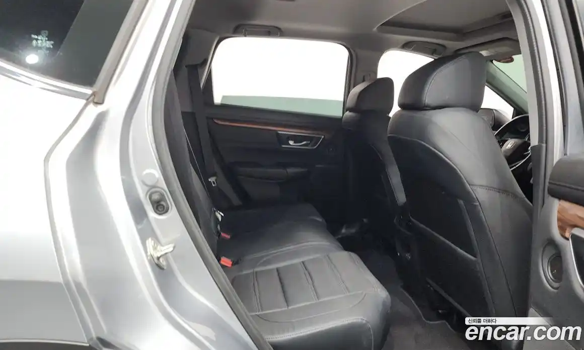 Honda CR-V 2019 1.5 автомат (гидро), фото 17