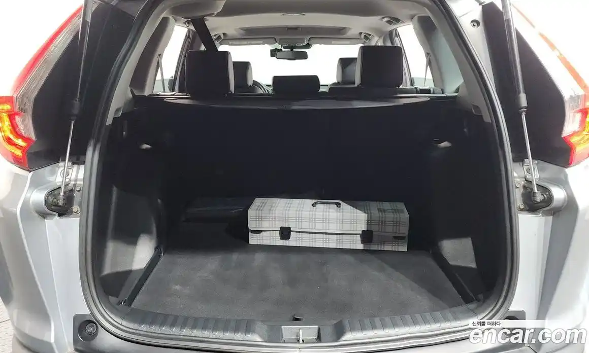 Honda CR-V 2019 1.5 автомат (гидро), фото 23