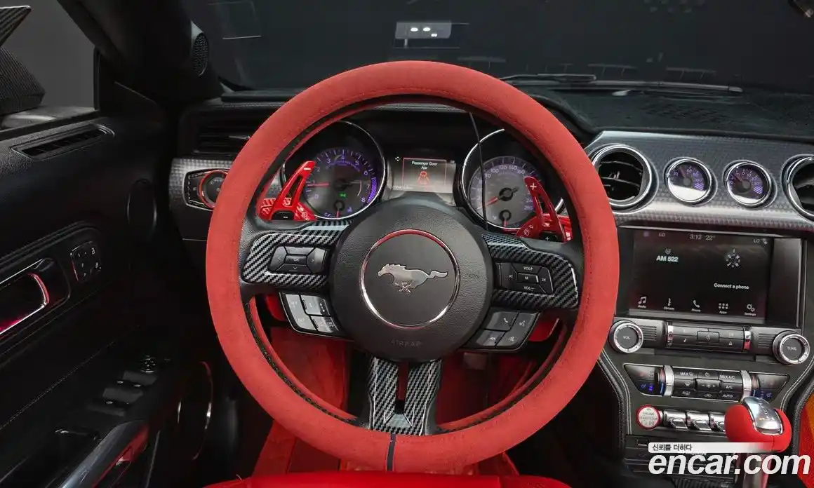 Ford Mustang 2017 2.3 автомат (гидро), фото 13