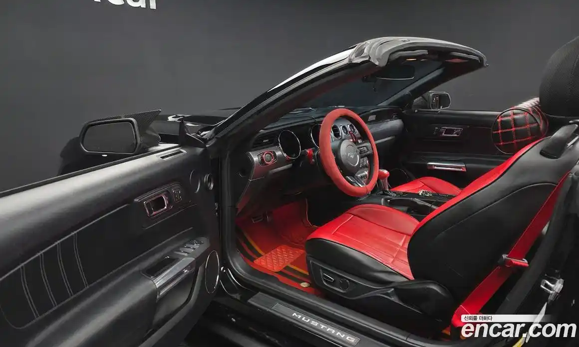 Ford Mustang 2017 2.3 автомат (гидро), фото 10