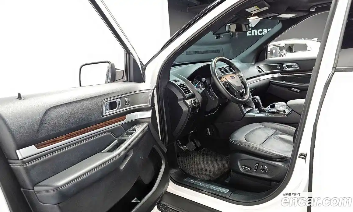 Ford Explorer 2018 2.3 автомат (гидро), фото 13