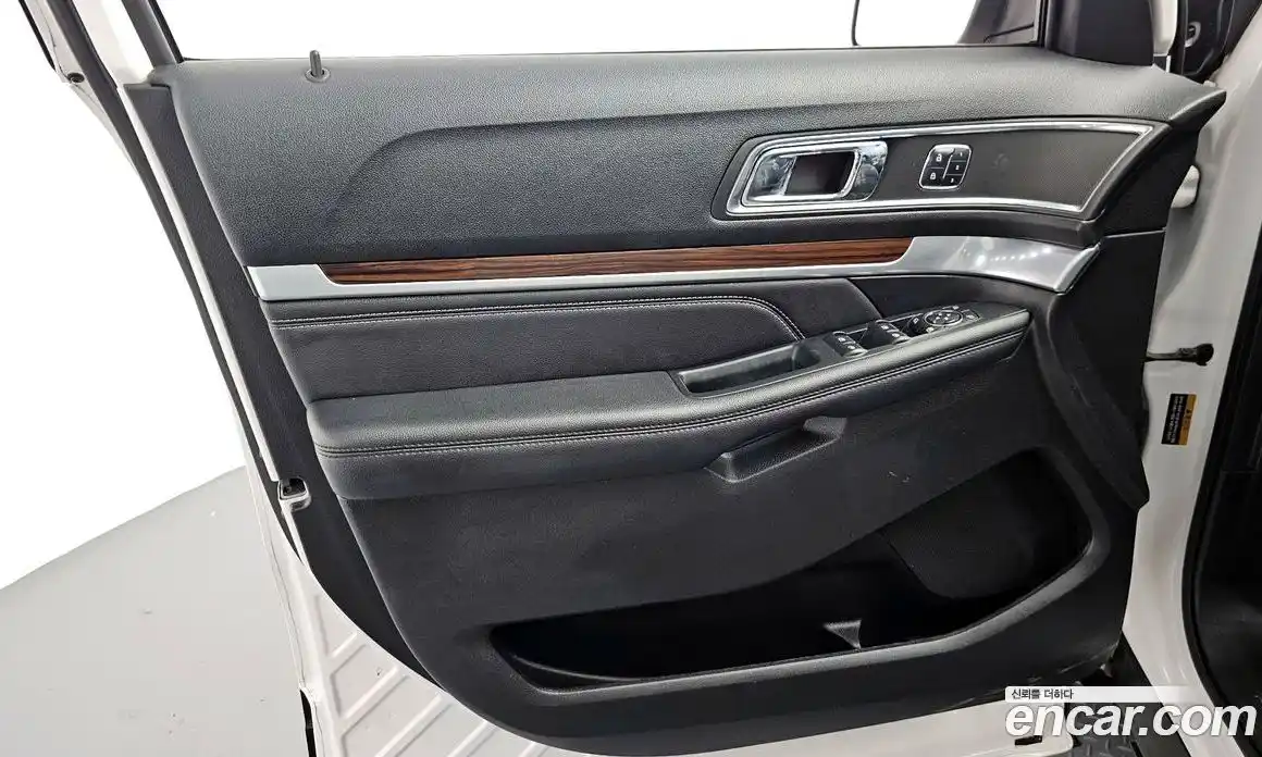 Ford Explorer 2018 2.3 автомат (гидро), фото 14