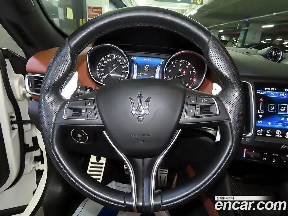 Maserati Levante 2017 3.0 гидро, фото 8