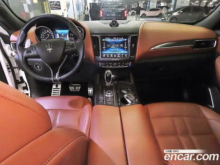 Maserati Levante 2017 3.0 гидро, фото 10