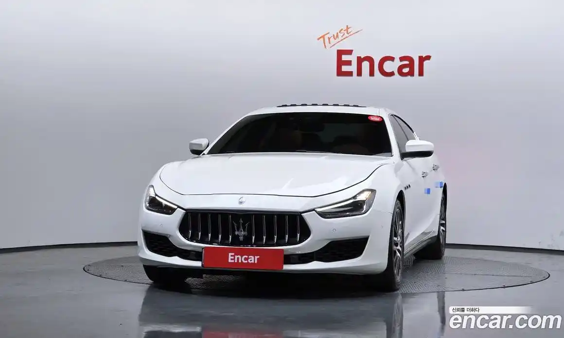 Maserati Ghibli 2017 3.0 гидро, фото 3