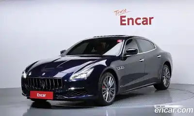 Maserati Quattroporte