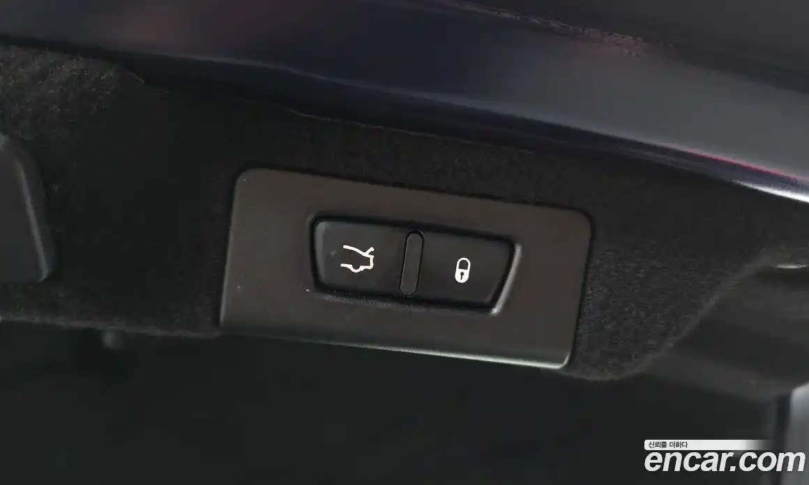 Maserati Quattroporte 2019 3.0 гидро, фото 20