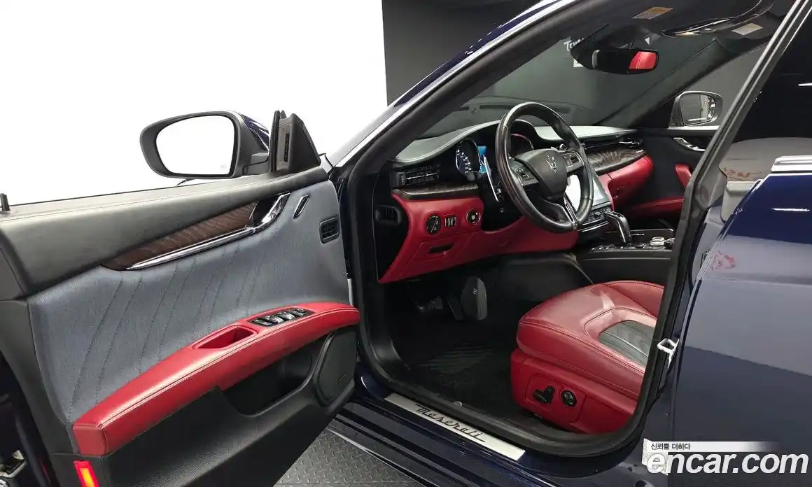 Maserati Quattroporte 2019 3.0 гидро, фото 10
